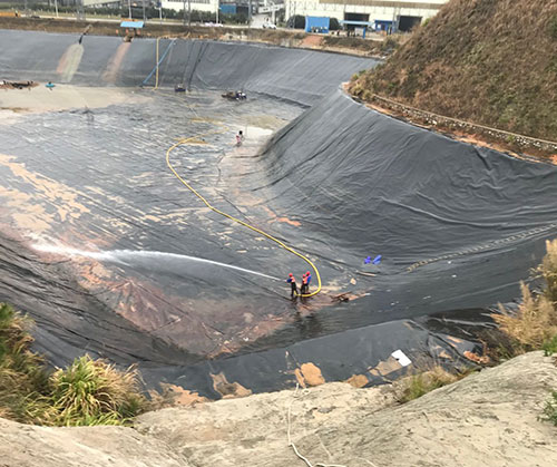 耒阳废水池清理